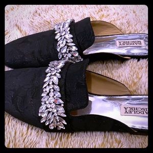 Gorge Badgley Mischka mules for fall 😍